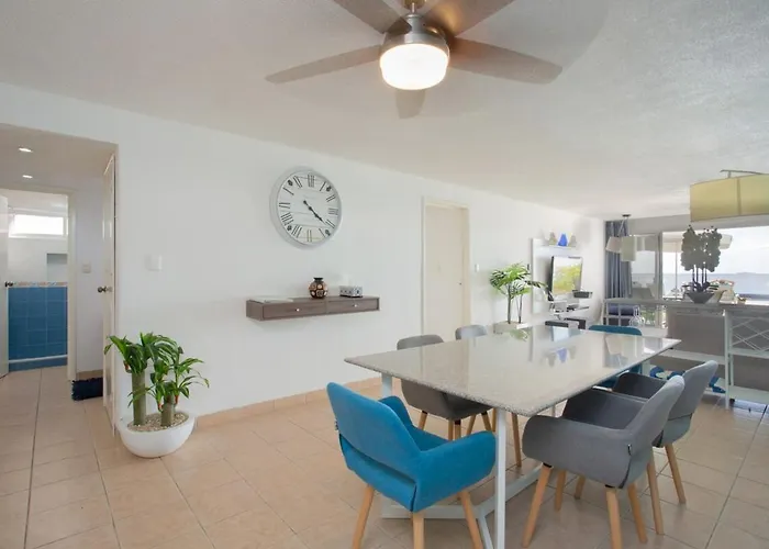 Apartment Oceanfront Escape Sunset Views And Caribbean Breeze *