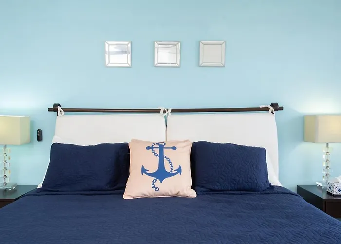 Apartment Oceanfront Escape Sunset Views And Caribbean Breeze