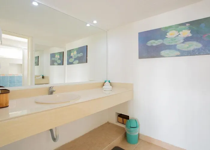 Oceanfront Escape Sunset Views And Caribbean Breeze Apartment *