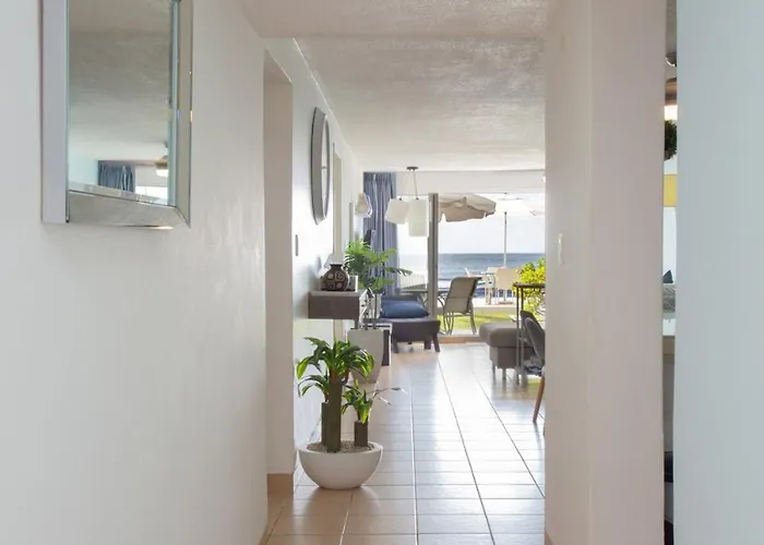 Oceanfront Escape Sunset Views And Caribbean Breeze Apartment Cozumel